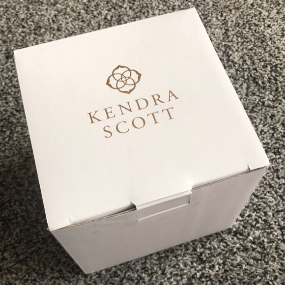 Kendra Scott Mini Decorative Brass Dome Turquoise - Picture 7 of 8